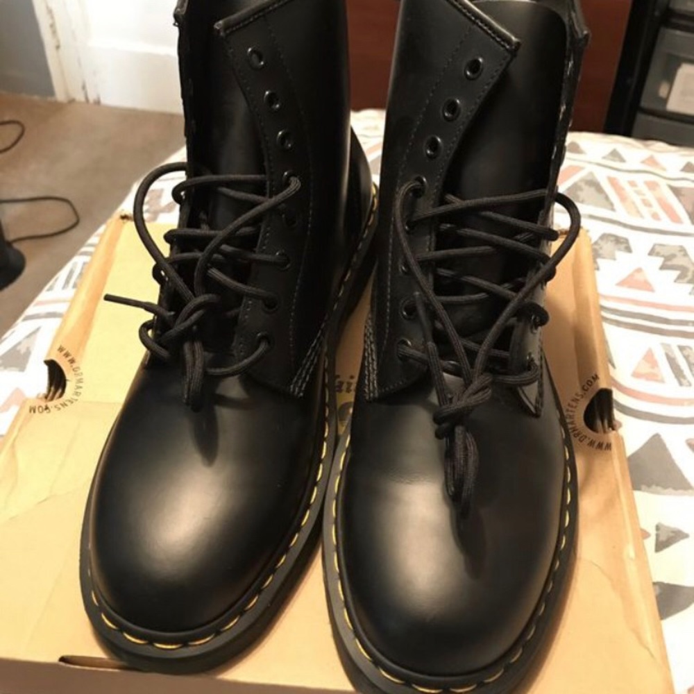 Dr. Martins air walk boots